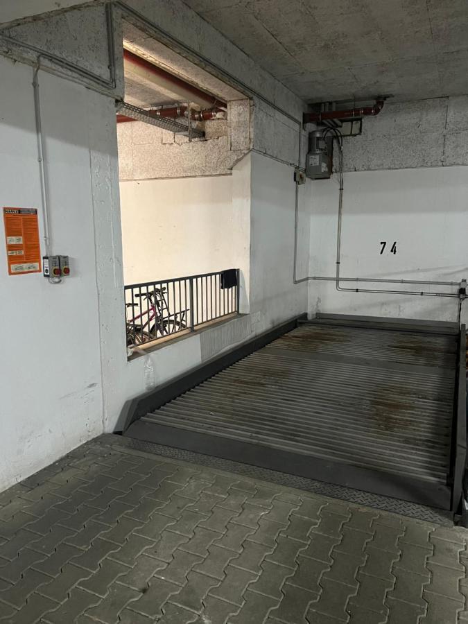 Line Apartment